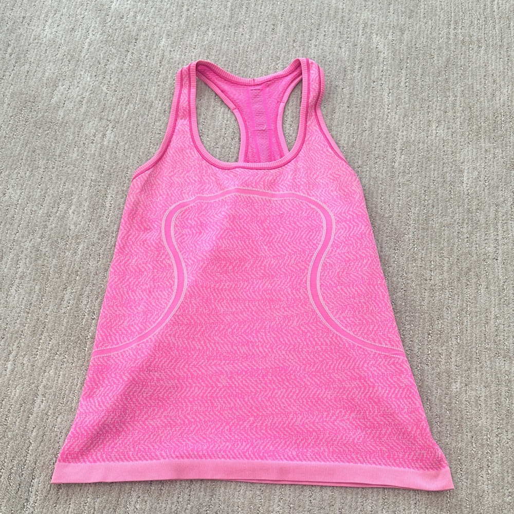 Lululemon Swiftly Tech Top